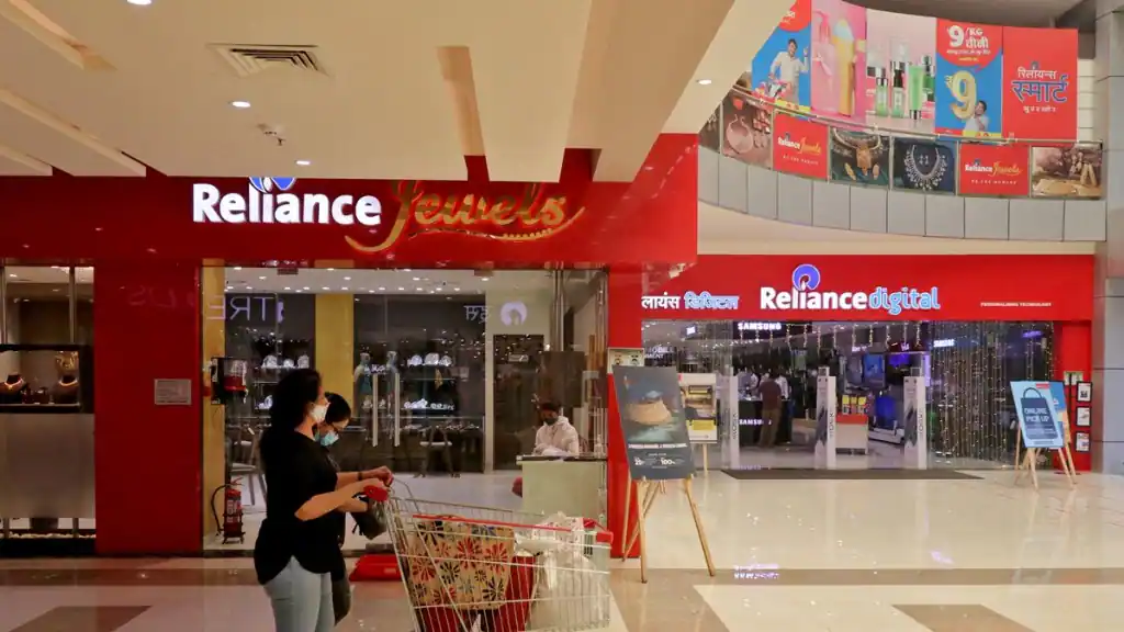 Reliance Retail crosses Rs 80,000 crore revenue milestone in festive quarter